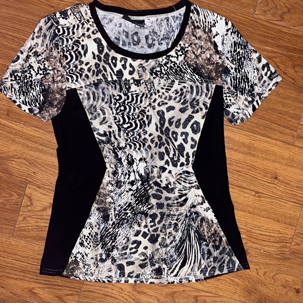 Cherokee extra small scrubs animal print